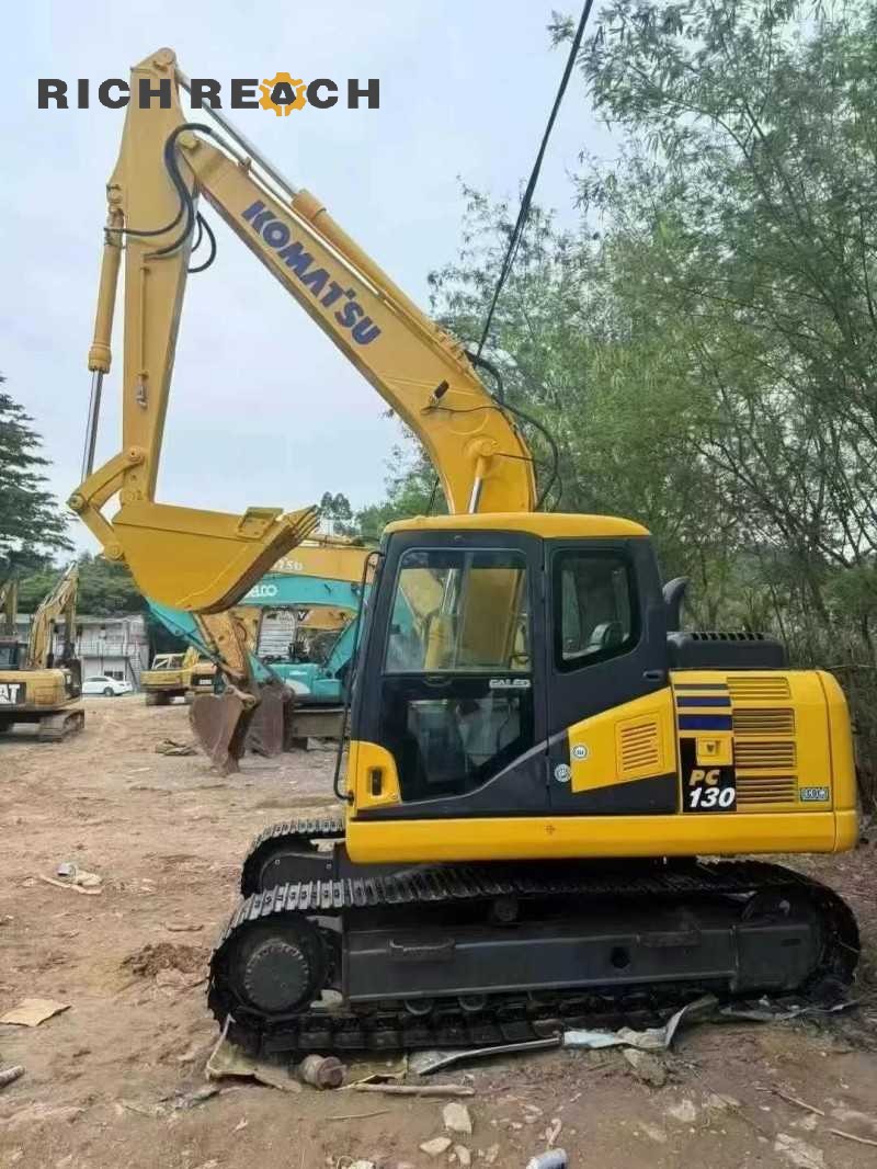 Bucket attachment of a 2023 Komatsu PC130-8 excavator, 500 hours, $16,667
